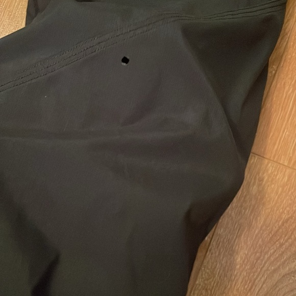 Lululemon pants - Picture 16 of 16